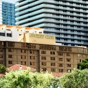 Apart-hotel Getaways At The Jockey Club